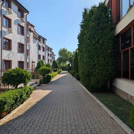 Green, Grass Of Appartamento